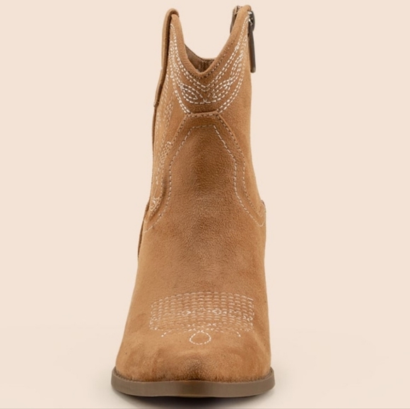 Indigo Rd Alydia Vegan Suede Boots - Picture 3 of 6